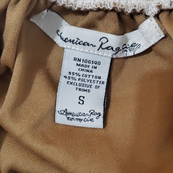 Cute little dress - Picture 5 of 6